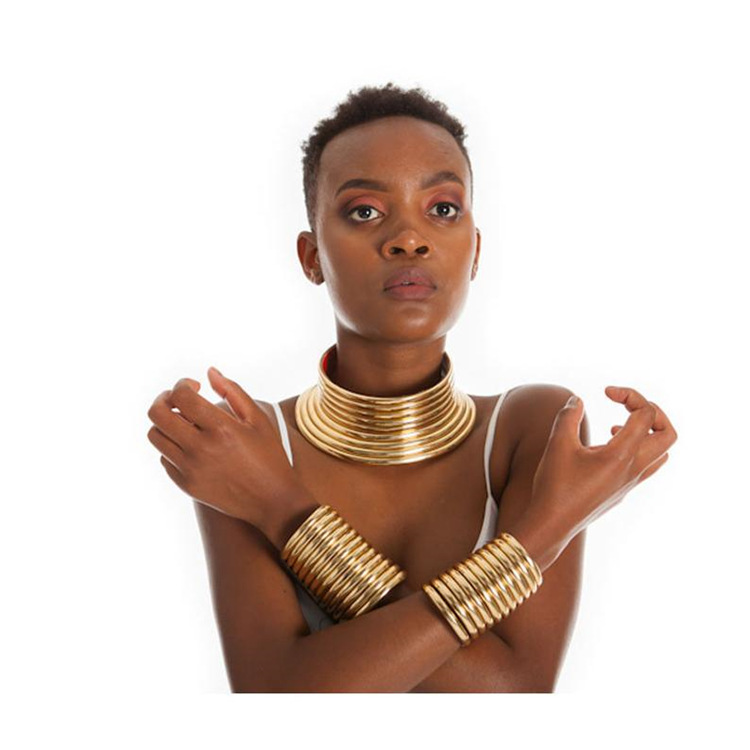Afrikaanse Tribal Halsketting  - Ethnic Fashion Runway recensie en prijs