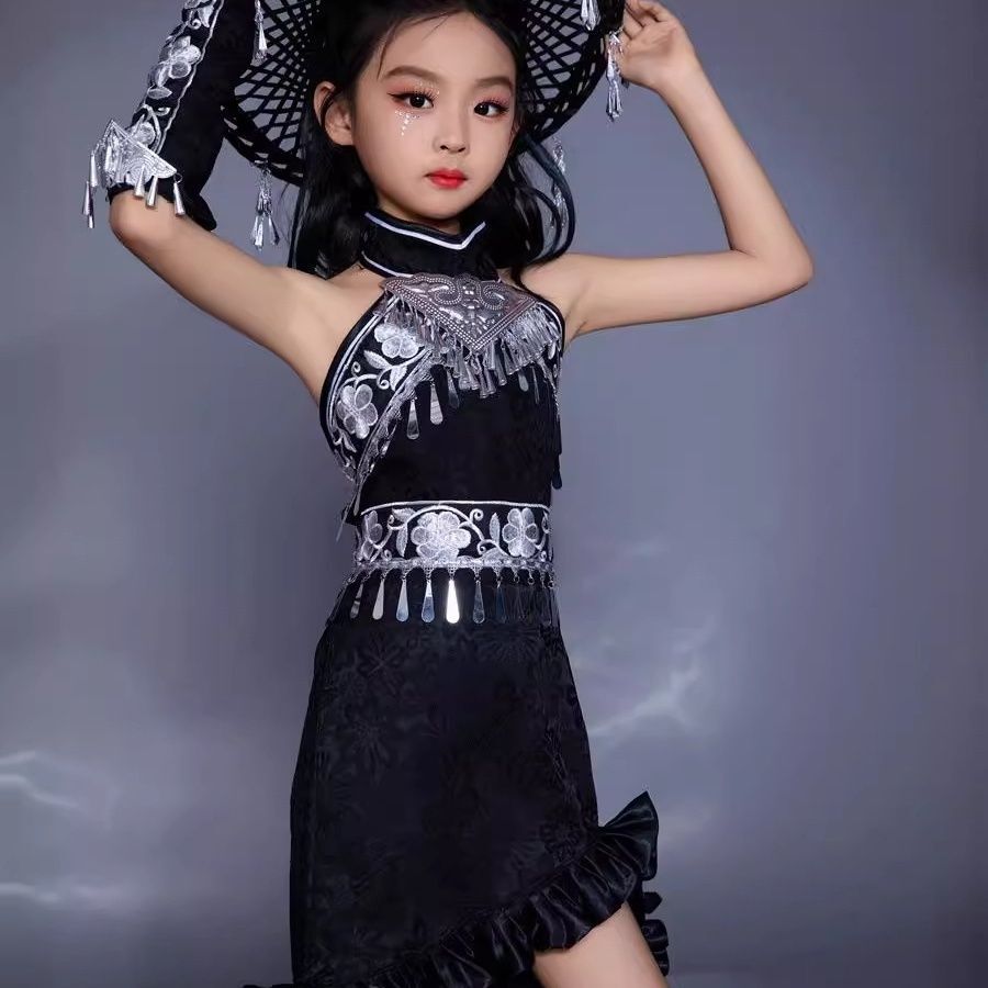Kinderpak Trailing Rok Chinese - Ethnic Dress Fashion Show recensie en prijs