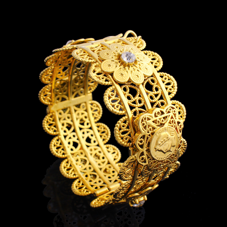 Luxe Vrouwen Grote Bangle 68mm - Ethnic Fashion In Dubai recensie en prijs
