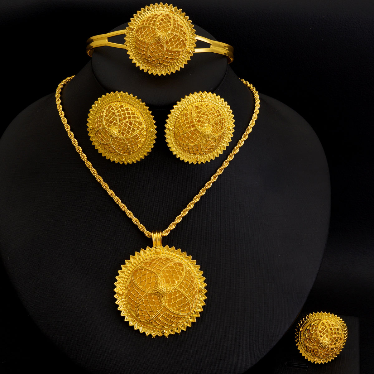 Afrika Dubai Gouden Kleur Sier - Ethnic Fashion In Dubai recensie en prijs